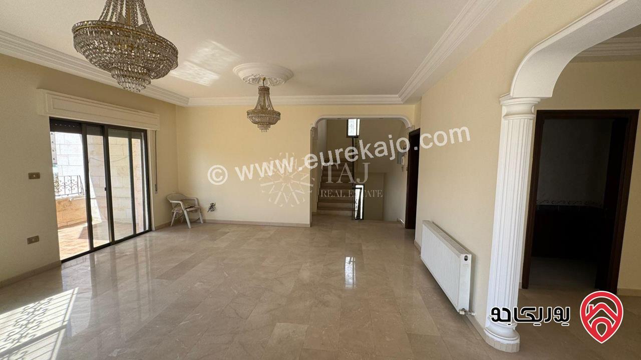 فيلا مميزة مساحة الارض 500م مساحة البناء 600م  للبيع في عمان - ضاحية النخيل