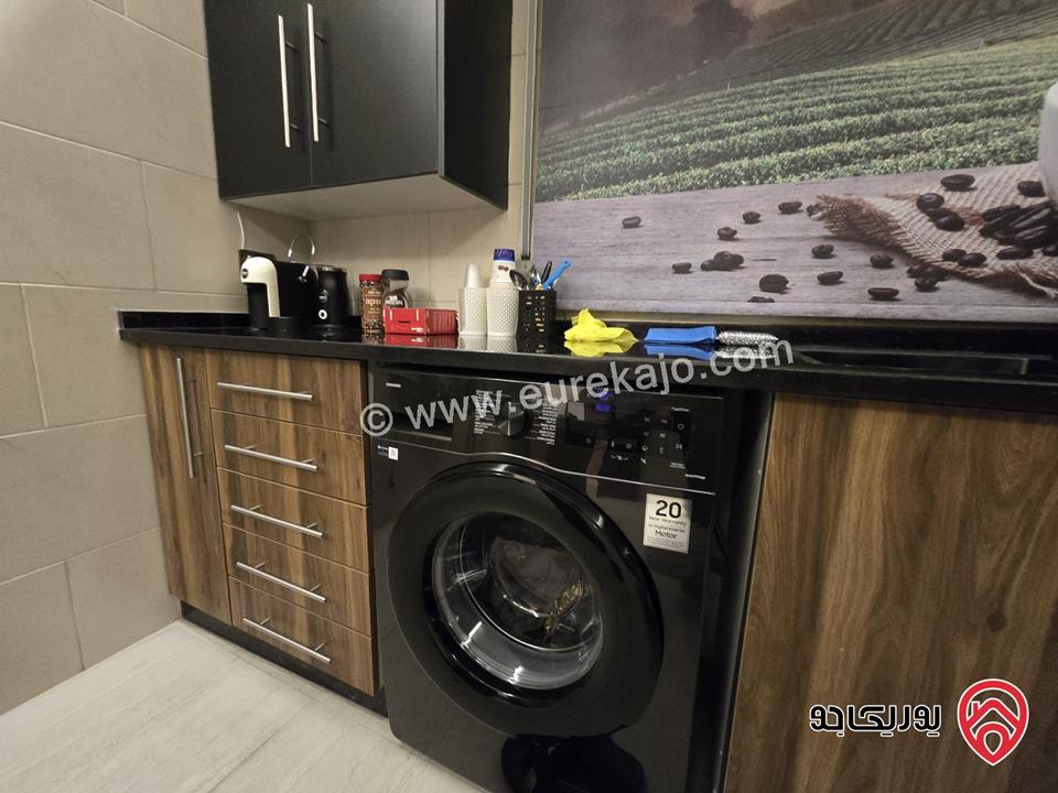 شقة فاخرة مفروشة للايجار ثلاث غرف نوم في الدوار السابع