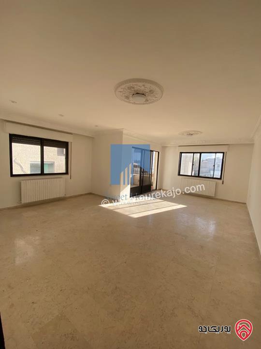 شقة مميزة طابق ثالث 168م للبيع في عمان - خلدا 