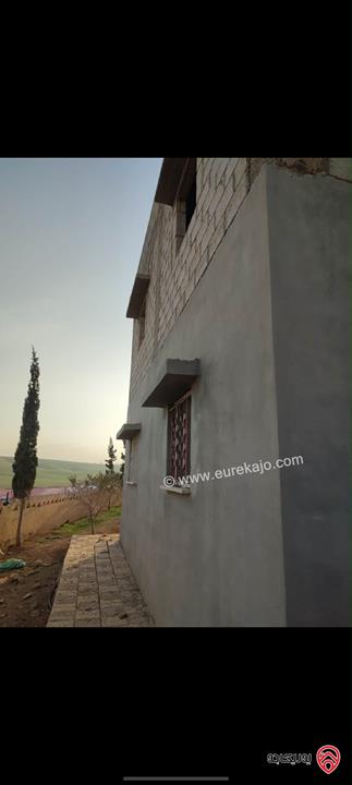 أرض مساحة 1 دونم و 420م للبيع في مادبا - ذيبان 