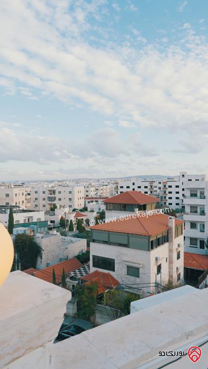 شقة طابق ثالث دوبلكس مساحة 207م للبيع في اربد - الراهبات الوردية