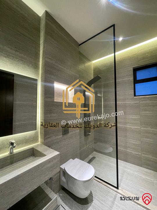 شقة فارغة طابق ثالث دوبلكس مساحة 230م للايجار في عمان - حي الصحابة 