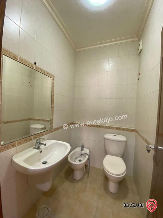 شقة أرضية فاخرة مساحة 190م للبيع في عمان – خلدا