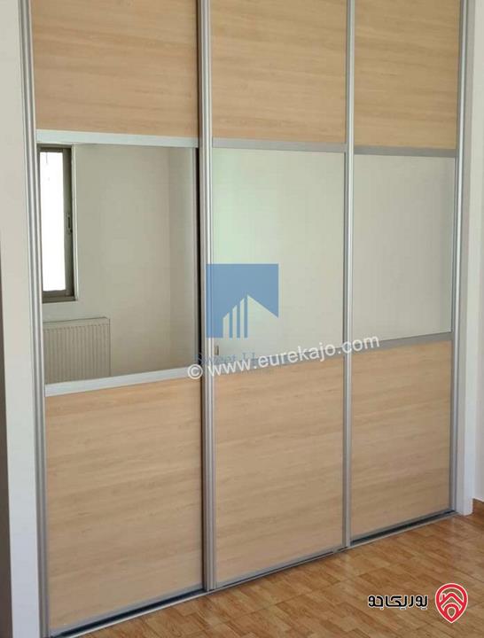 شقة مميزة للبيع في عمان - الكرسي قرب المخابرات طابق ثالث 240م تشطيب سوبر ديلوكس