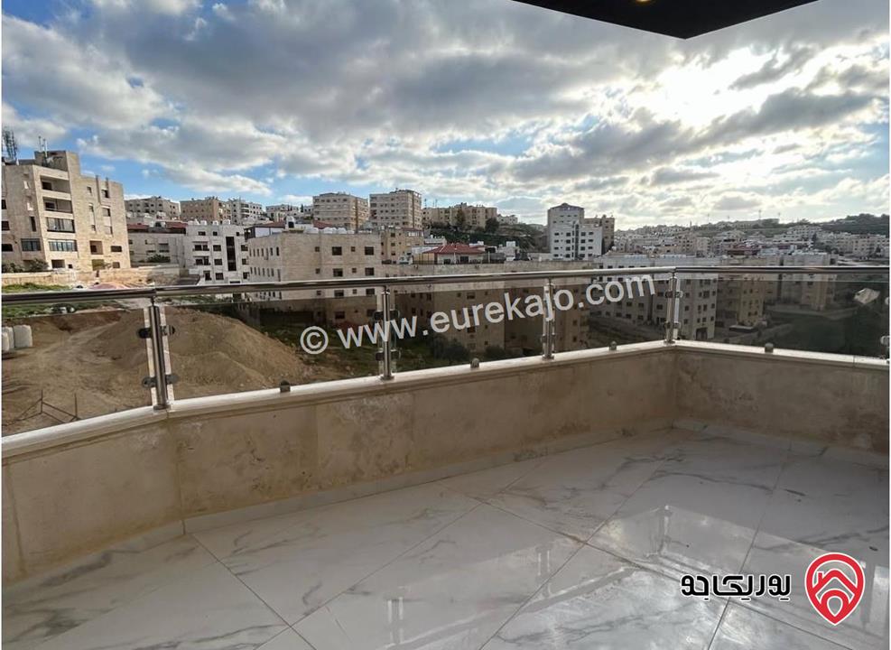شقة طابق ثالث دوبلكس مساحة 205م للبيع في عمان - الجبيهة ام زويتينة
