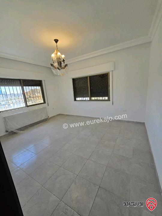 شقة مطلة طابق ثالث مساحة 187م للبيع في عمان - الجاردنز خلف جبري قرب الحديقة الألفية