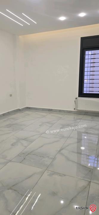 شقة طابق ثالث دوبلكس مساحة 205م للبيع في عمان - الجبيهة