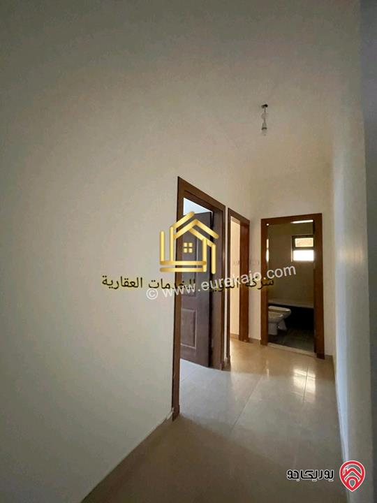 شقة مساحة 186م طابق ثالث للايجار في عمان - ام السماق 