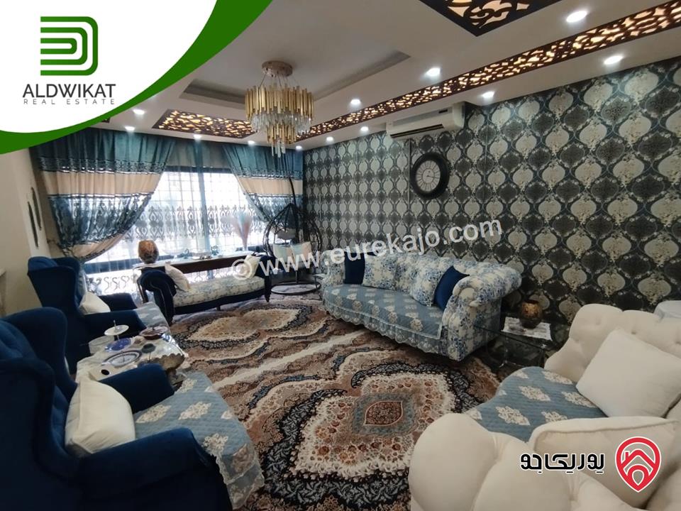فيلا مساحة البناء 450م ومساحة الارض 400م للبيع في عمان - الرابية