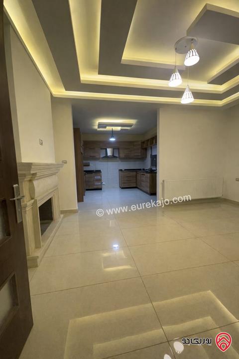 شقة طابق أول مساحة 150م للايجار في عمان - الجبيهة