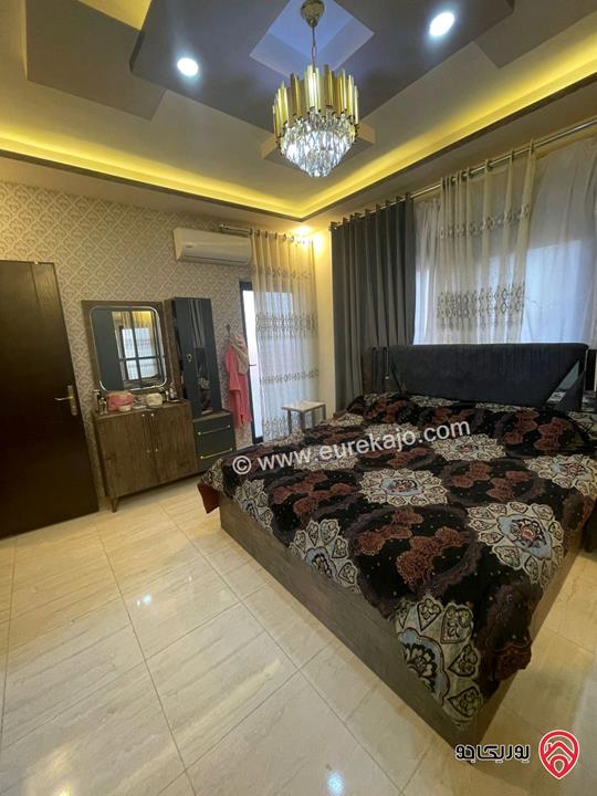 شقة طابق ثاني مساحة 165م للبيع في اربد - ايدون