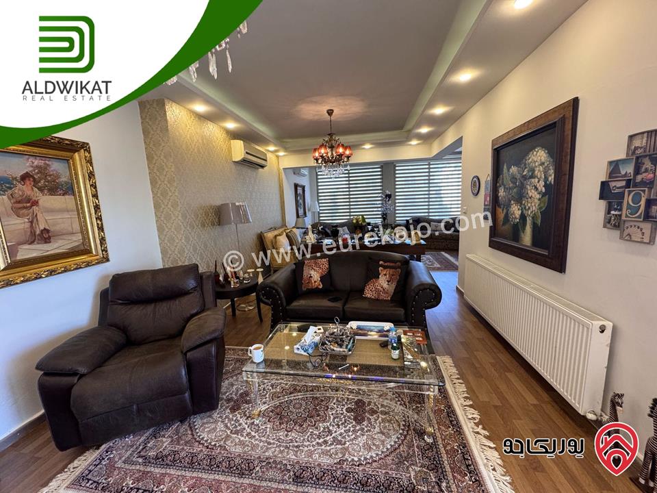 شقة مفروشة للايجار في عمان - عبدون خلف السفارة الامريكية طابق اول مساحة البناء 190 م والترس 66م