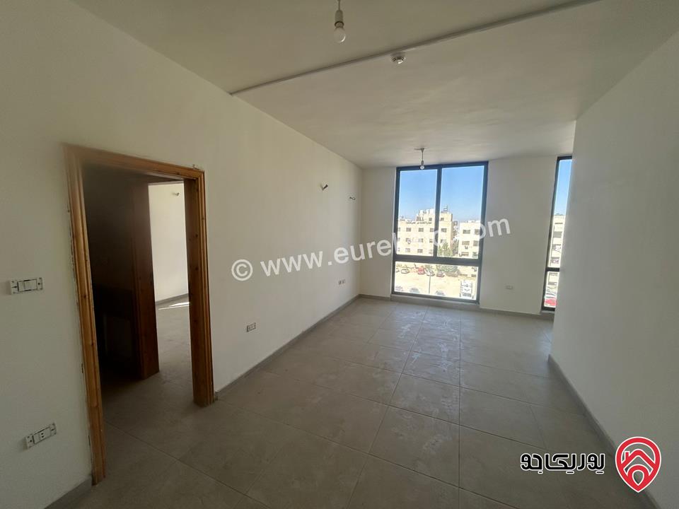 مكاتب جديدة بمساحات مختلفة للإيجار في عمان – أبو نصير / الشارع الرئيسي 