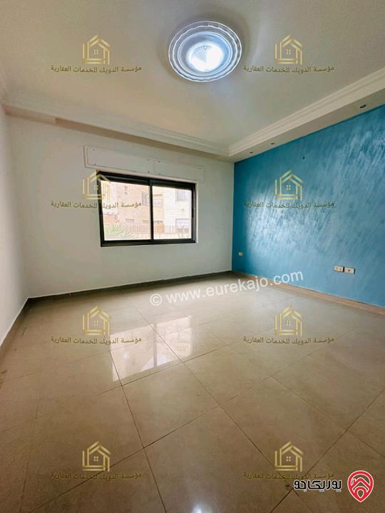 شقة فارغة طابق ثاني مساحة 215م للإيجار في عمان - دير غبار 