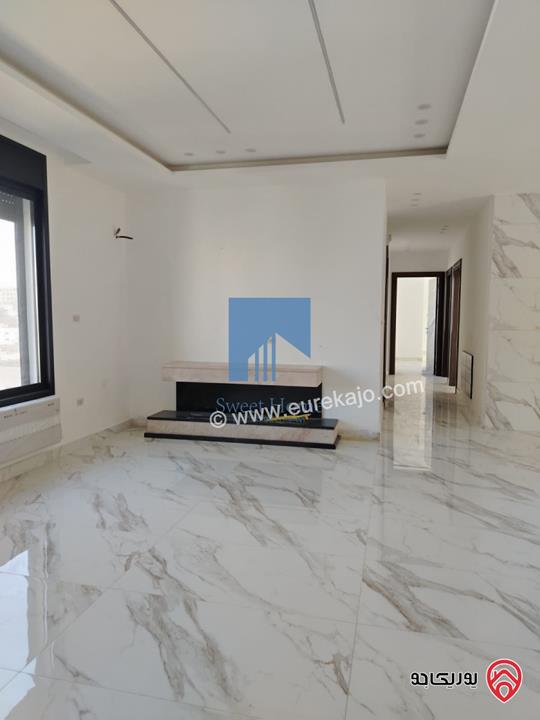 شقة فاخرة للبيع في عمان خلدا  - خلف المستشفى السعودي ومقابل ميداس طابق ثاني 217م لم تسكن بسعر مغري