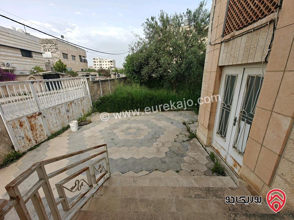 منزل مستقل مساحة 135م على أرض 680م للبيع في اربد