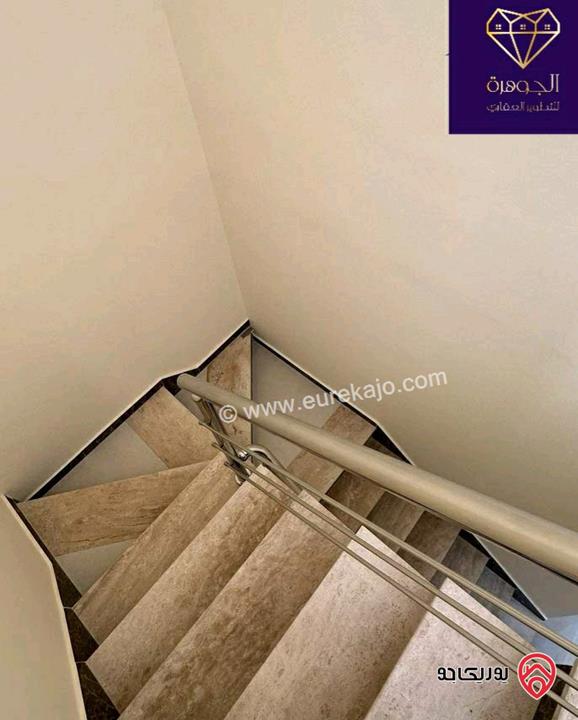 شقة طابق أخير مع روف دوبلكس فاخر مساحة 220م لم يسكن للبيع في عمان - تلاع العلي 