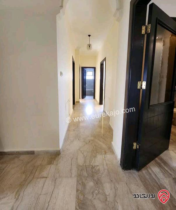 شقة فارغة أرضية مساحة 160م للايجار في عمان - دابوق