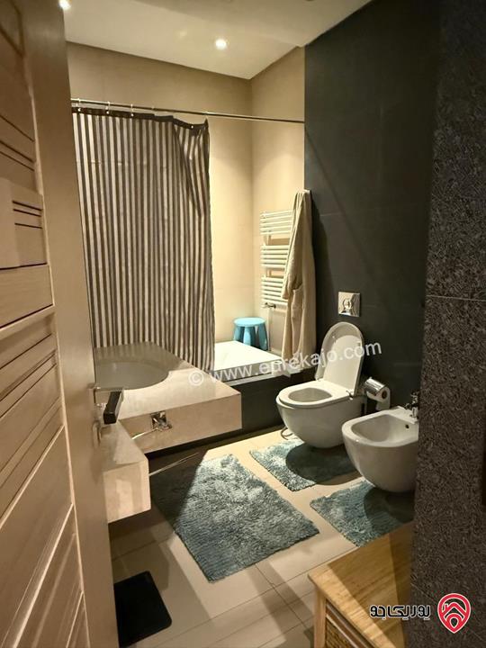 فيلا فاخرة مساحة 560م على ارض 500م للايجار في عمان - دابوق من المالك مباشرة