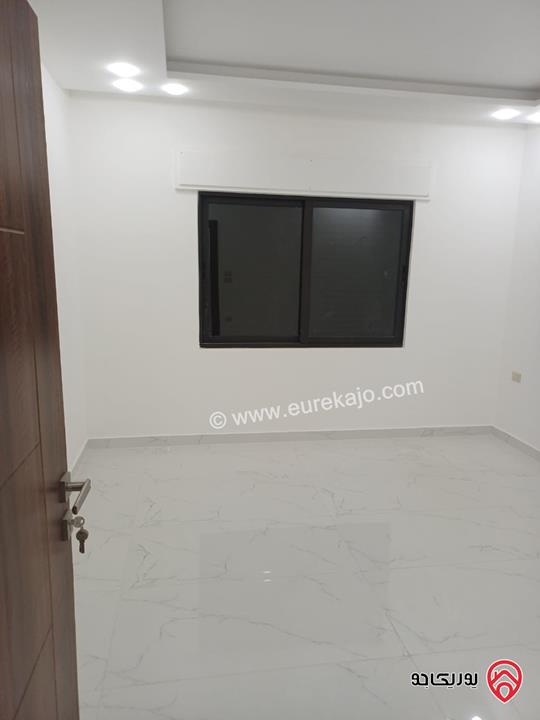 شقة مميزة سوبر ديلوكس طابق ثالث مع روف بناء جديد مساحة 196م للبيع في عمان - المقابلين