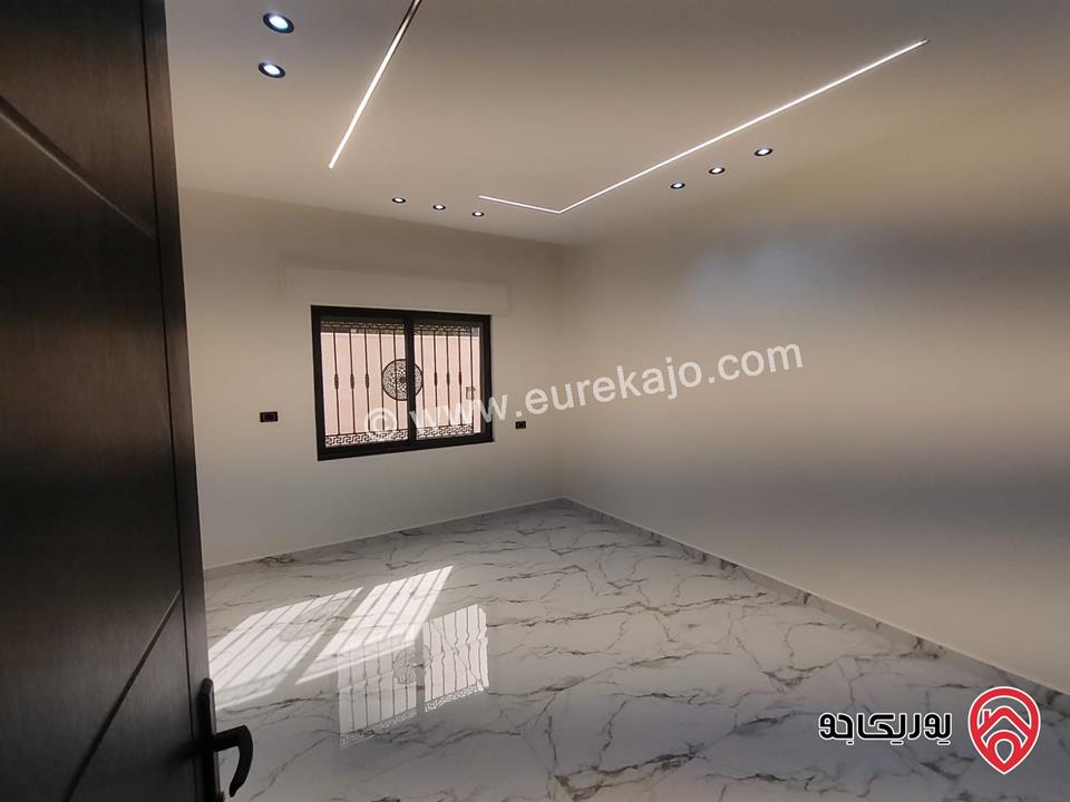 شقق عدد 8 مساحة 165م للبيع في عمان - طبربور 