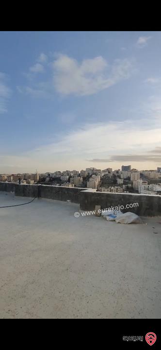 شقة طابق ثالث دوبلكس مساحة 300م للبيع في عمان - شفا بدران 