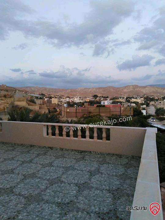 مزرعة مساحة الأرض 1 دونم و 750م مع فيلا 300م للبيع في الغور - جوفة الكفرين