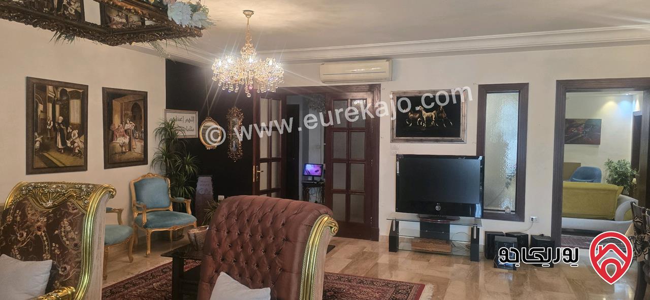 شقة ارضية مساحة 351م و حديقة وتراسات 350م للبيع في عمان - الرابية