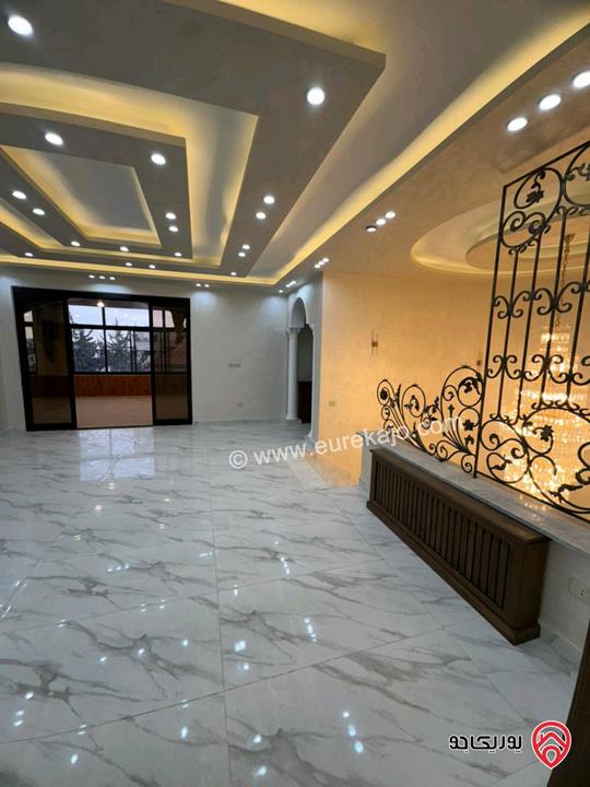 فيلا جديدة لم تسكن مساحة 700 متر للايجار في عمان - تلاع العلي 