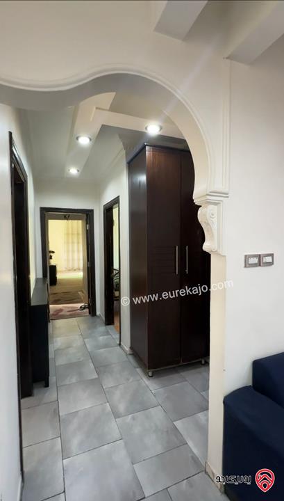 شقة طابق اول مساحة 192م للبيع في عمان - طبربور   