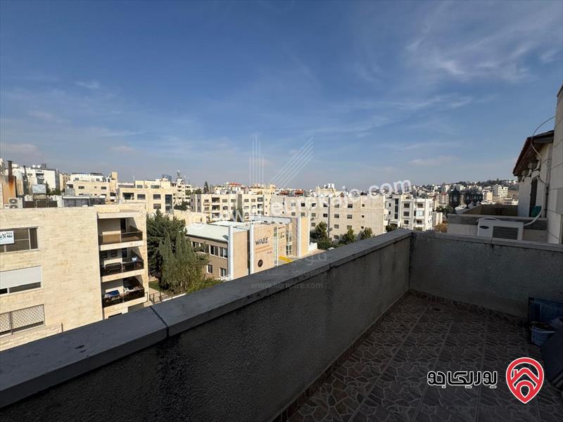 شقة مساحة 430م طابق اخير مع روف للبيع في عمان - دير غبار