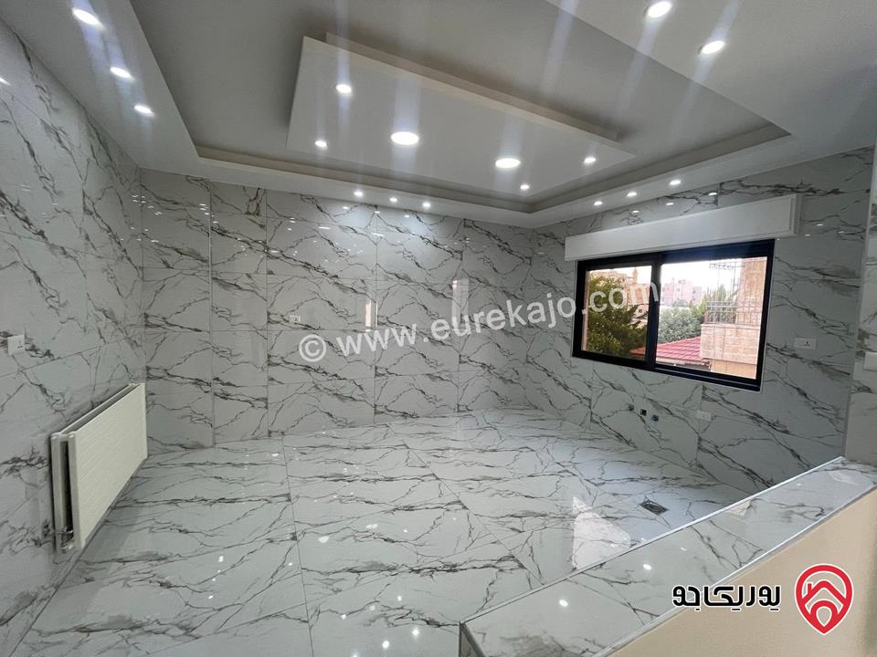 شقة للبيع في عمان - الجندويل بمساحة 200م ط1 مجدده بالكامل بتشطيبات فاخرة