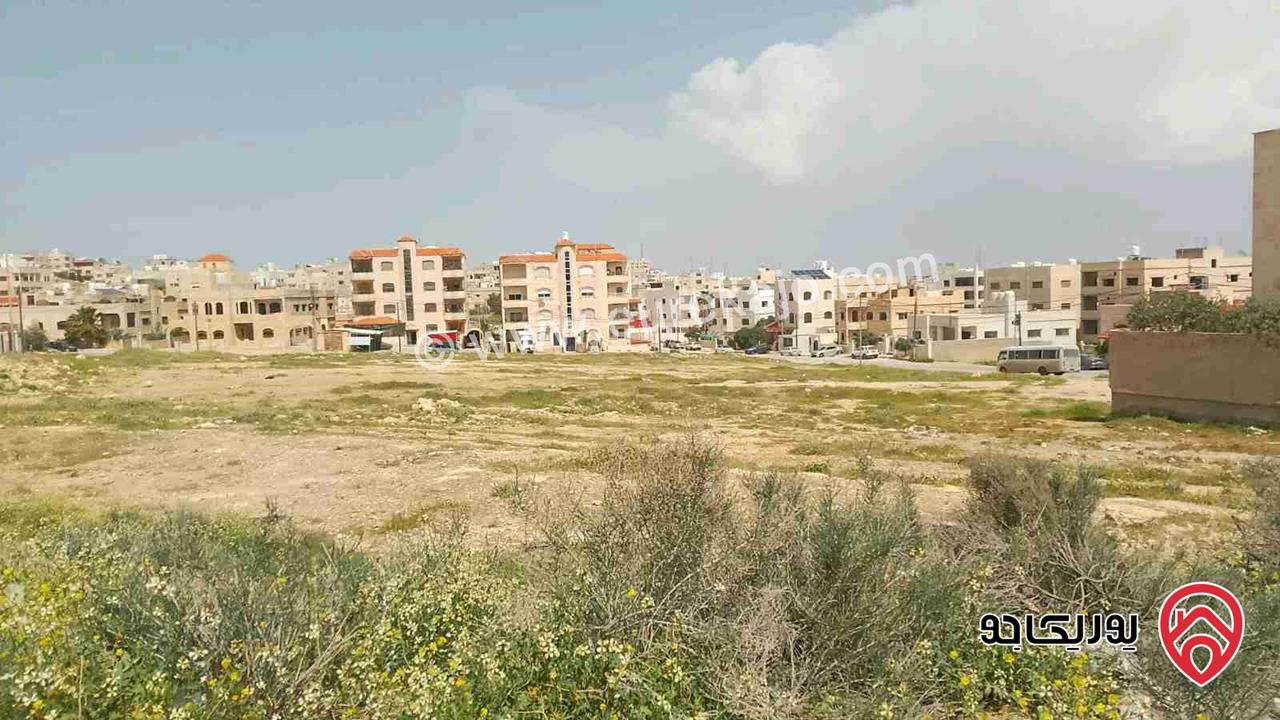 قطعة ارض مساحة 1 دونم و 100م للبيع من الملك مباشرة في الزرقاء - البتراوي الجنوبي 