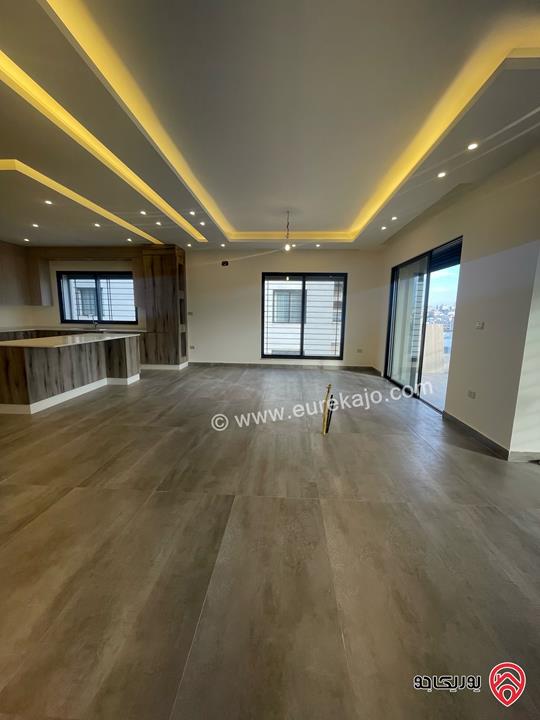 شقة طابق أول مساحة 180م للايجار في عمان - الكرسي