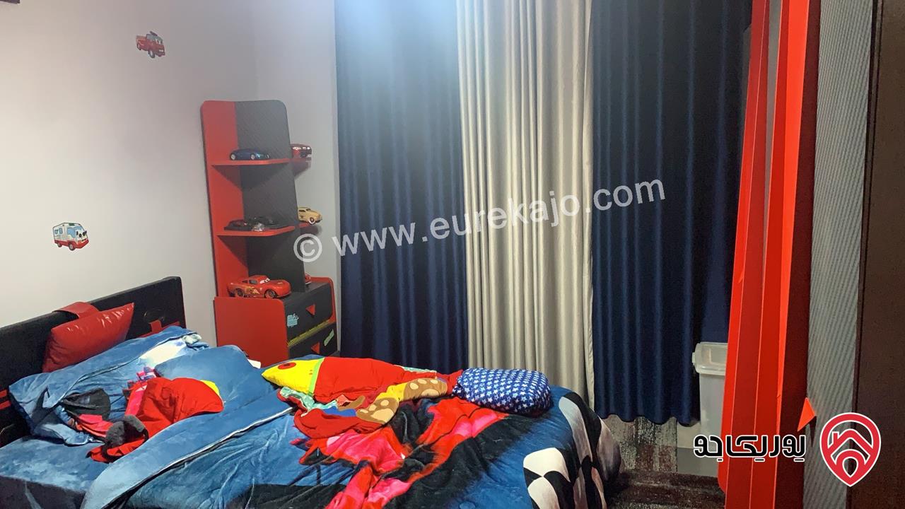 شقة طابق ثالث مساحة 150م مع روف 150م للبيع في عمان - طبربور 