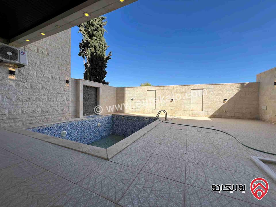 فيلا فاخرة مساحة 550م على ارض 1 دونم للبيع في عمان - عبدون اطلالة خلابة 