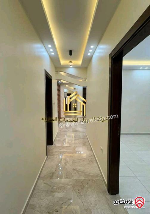 شقة سوبر ديلوكس مساحة 220م طابق ثاني للايجار في عمان - دير غبار 