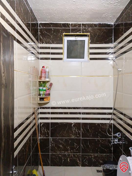 قطعة أرض مساحة 250م عليها بيت 90م للبيع في الزرقاء - الحلابات الغربي