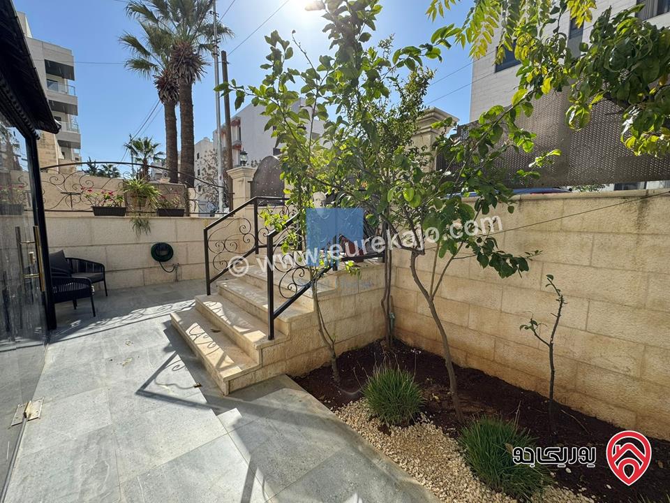 شقة مفروشة مساحة 94م مع ترس امامي 35م للبيع في عمان - ضاحية الأمير راشد