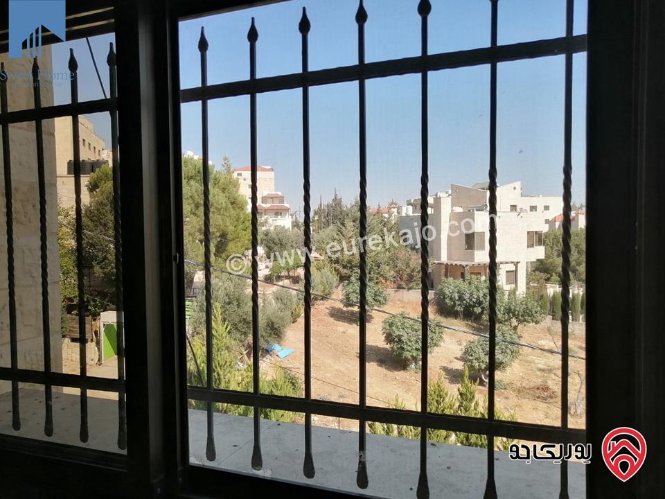 شقة فاخرة طابق ثاني 180م تشطيب سوبر ديلوكس بسعر مغري للبيع في عمان - عرقوب خلدا - قرب خزان ماء (حاووز)