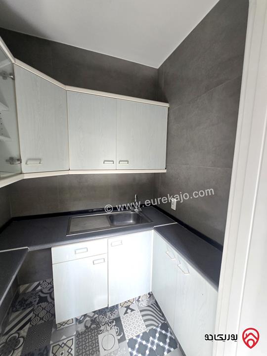 فيلا مستقلة مساحة 650م على أرض 850م مفروشة للايجار في عمان - خلدا