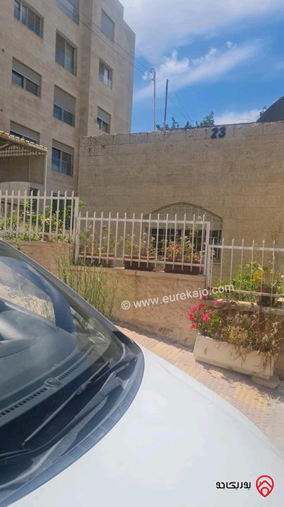 أرض مساحة 802م مع فيلا 420م للبيع في جبل عمان الدوار الرابع
