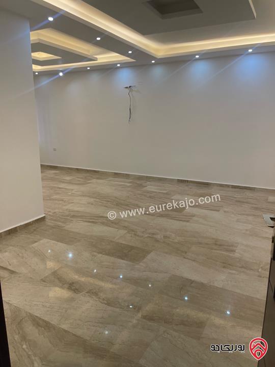 شقة شبه ارضية مساحة 168م داخلي و 100م خارجي للبيع في عمان - ضاحية الرشيد