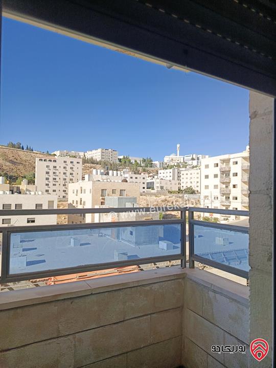 شقة طابق ثاني مساحة 150م للبيع في عمان - الجبيهة