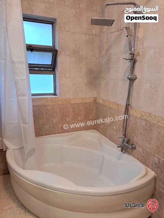 شقة طابق اول مساحة 250م للايجار في عمان - دير غبار