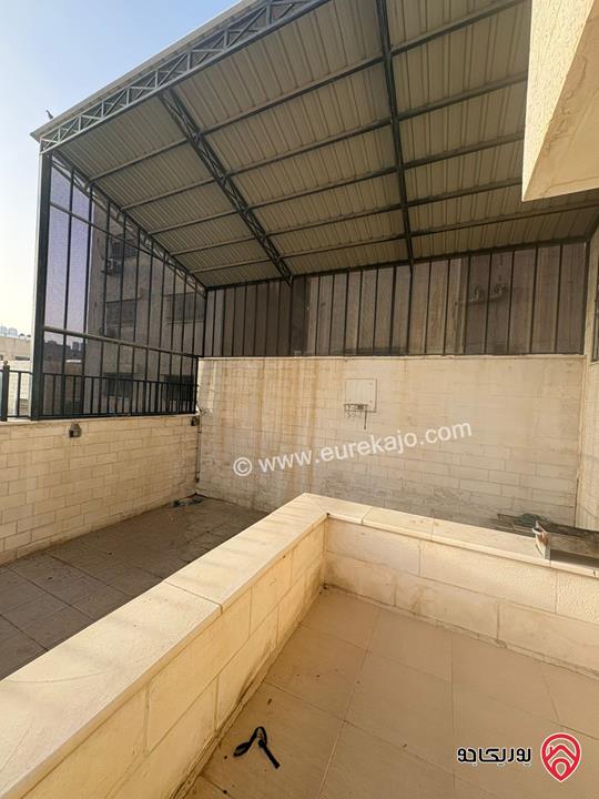 فيلا مساحة 500م على أرض 406م للبيع في الزرقاء - جبل طارق قرب اسواق مكة  