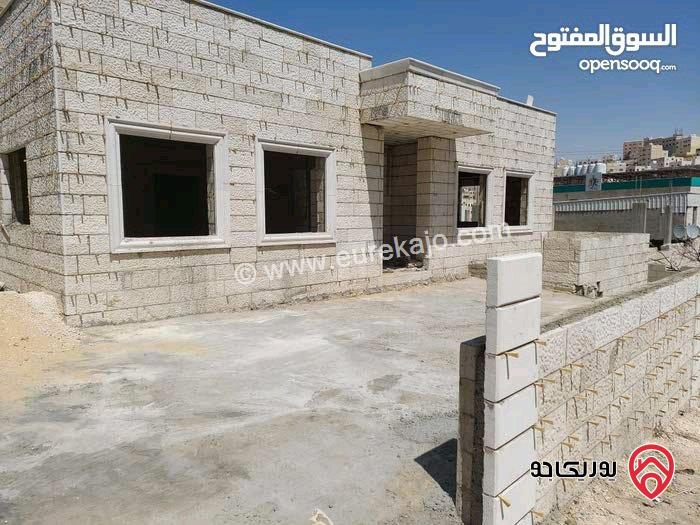 من المالك مباشرة بيت عظم مساحة 208م على أرض 500م للبيع في عمان - أبو علندا