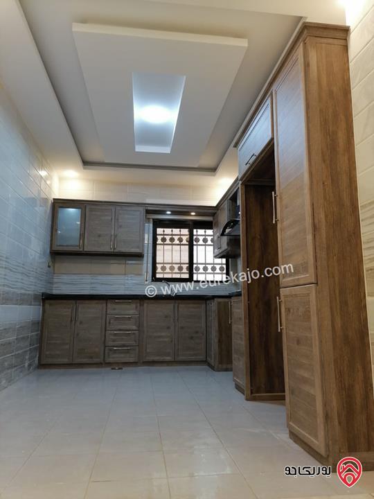 شقة فارغة تصلح لعرسان او عائلة صغيرة مساحة 95م للايجار في عمان - الرابية من المالك مباشرة