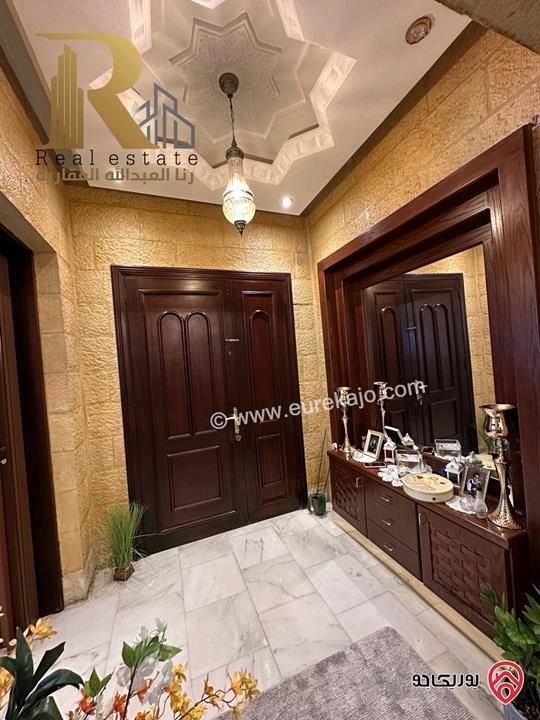 فيلا مستقله مساحة 410م على أرض 749م للبيع في عمان - عبدون