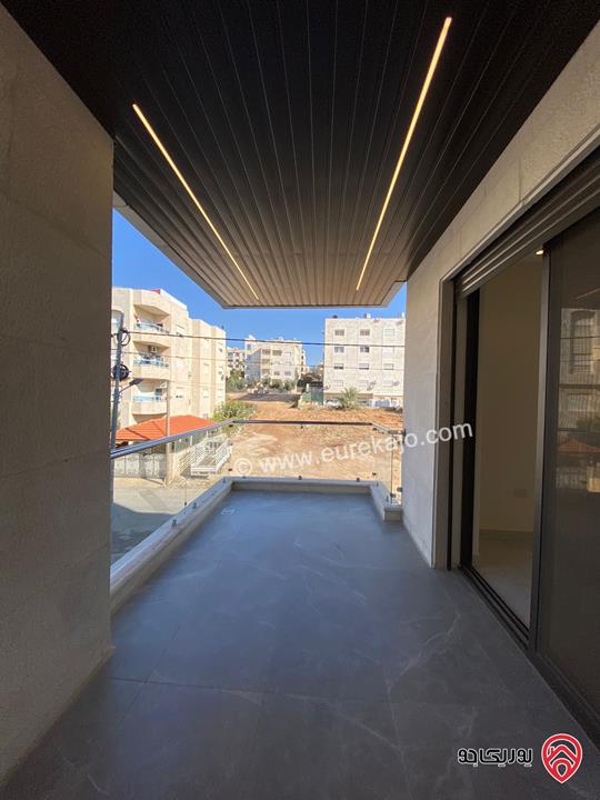 شقق سكنية فاخرة على طريق المطار مباشرة - خلف كلية القدس لومينوس